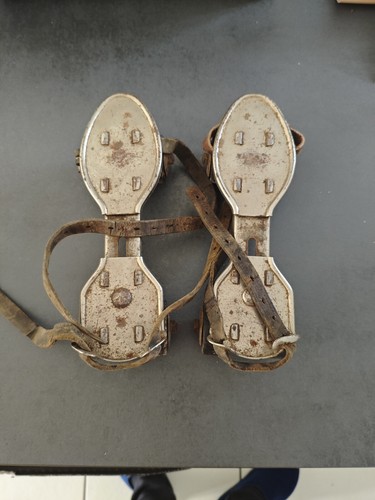 Ancienne paire patin - paire,