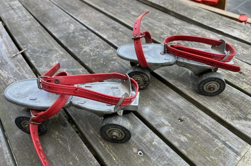 Ancien paire patin - paire, roulette